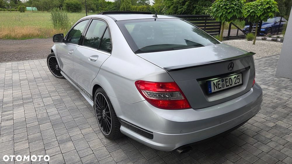 Mercedes-Benz Klasa C - 24