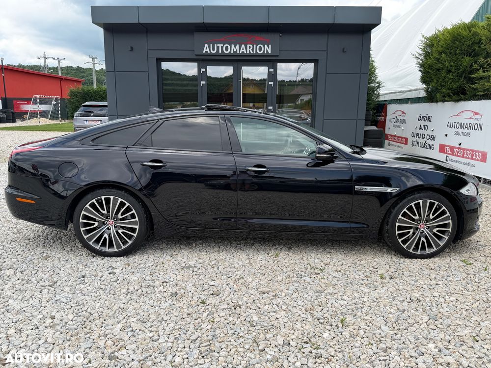 Jaguar XJ - 7