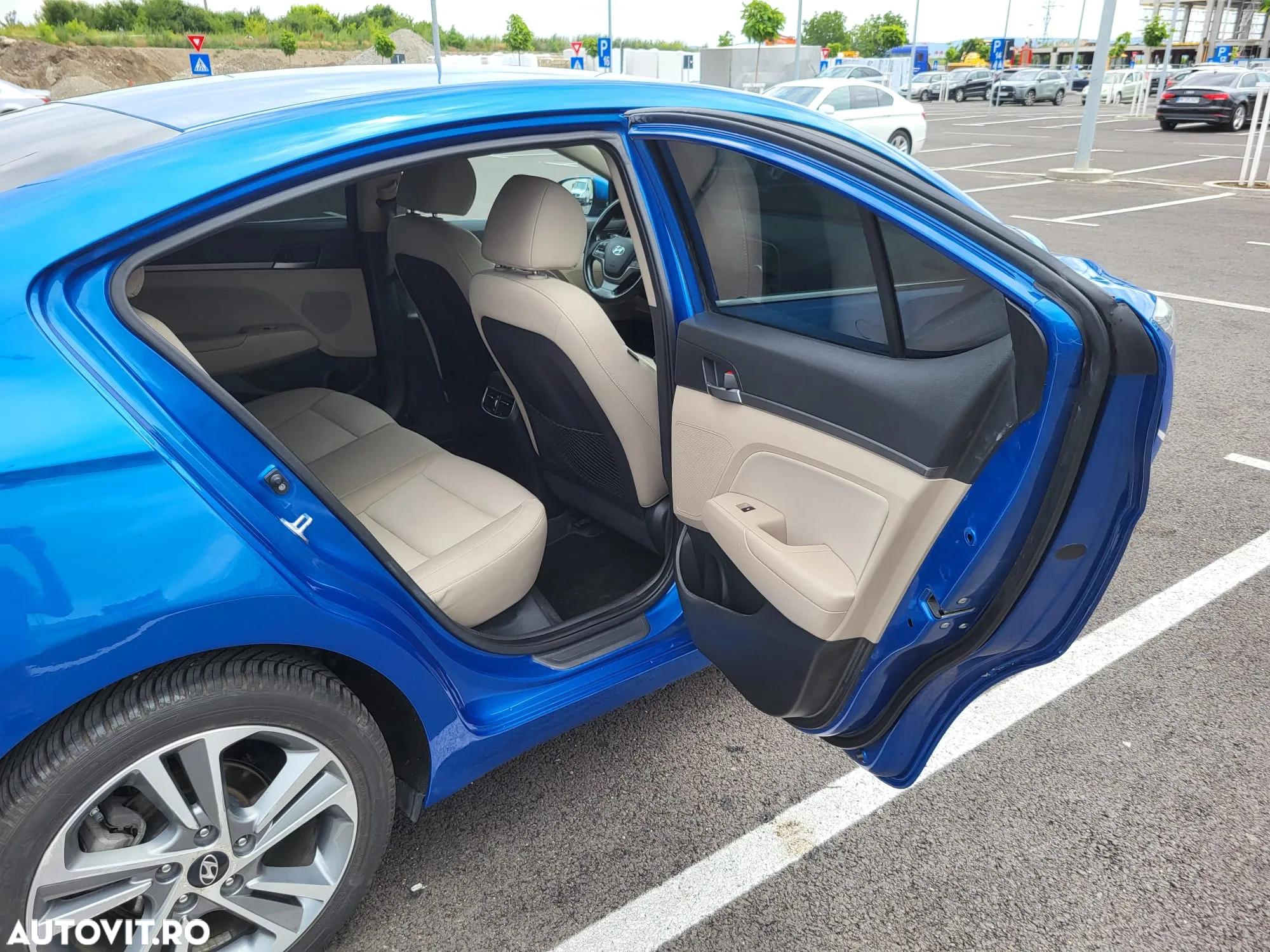 Hyundai Elantra 1.6 MPi Aut. Exclusive - 14
