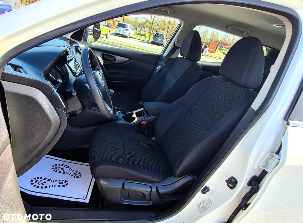 Nissan Qashqai 1.2 DIG-T 360 - 19