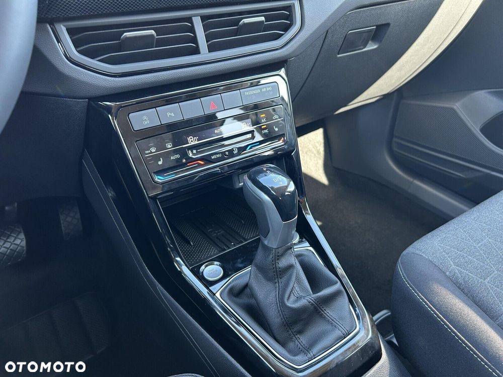 Volkswagen T-Cross - 26