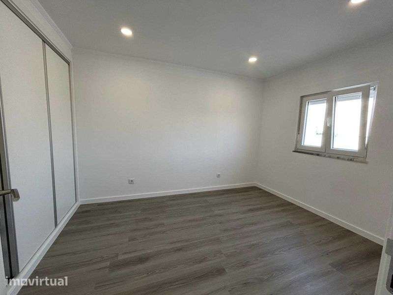 Arrendamento residencial de Moradia geminada na Lourinhã (Seixal) - Grande imagem: 5/9