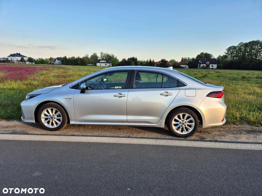 Toyota Corolla - 2