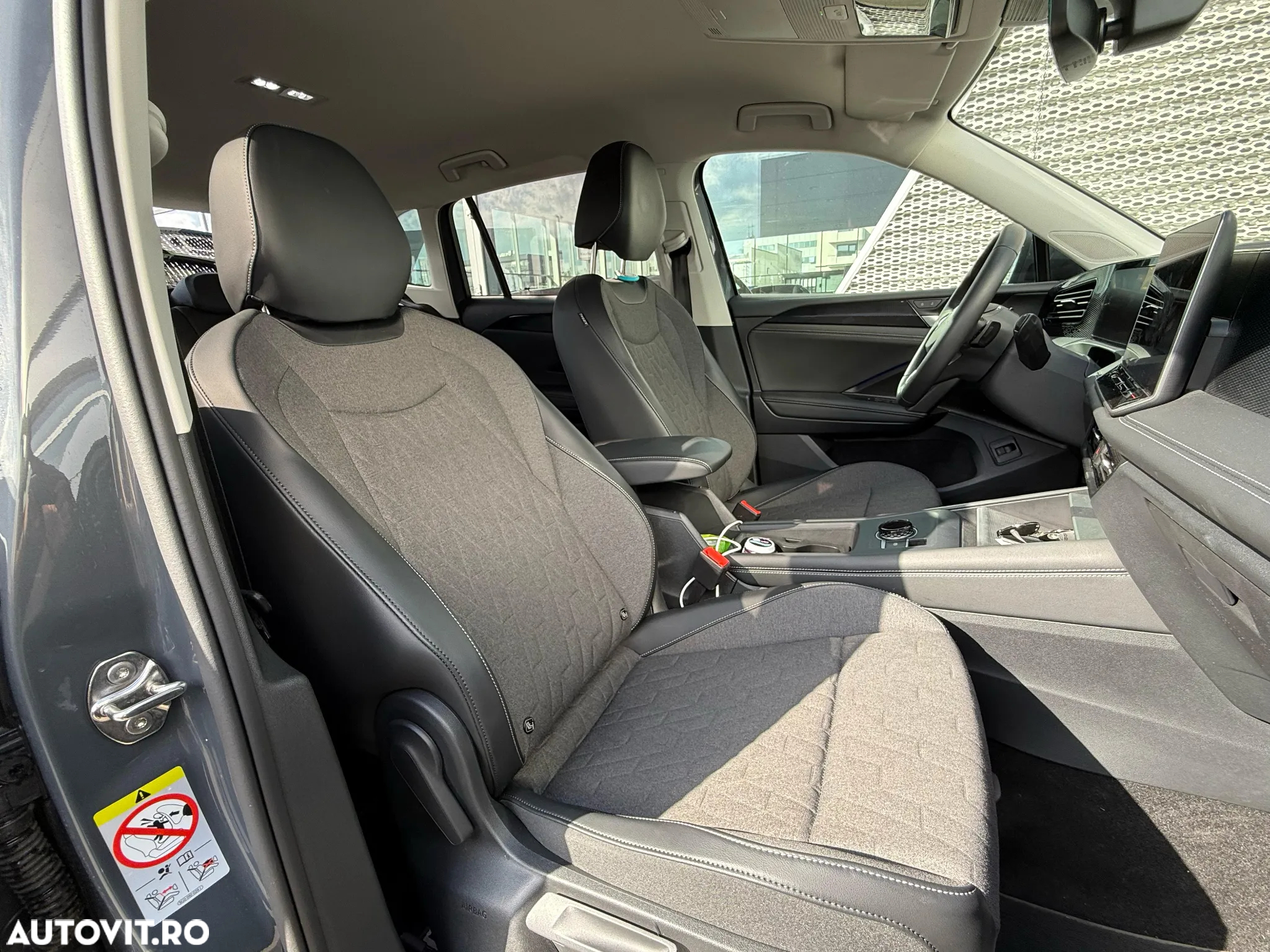 Volkswagen Tiguan 2.0 TDI DSG 4Motion Advanced - 24