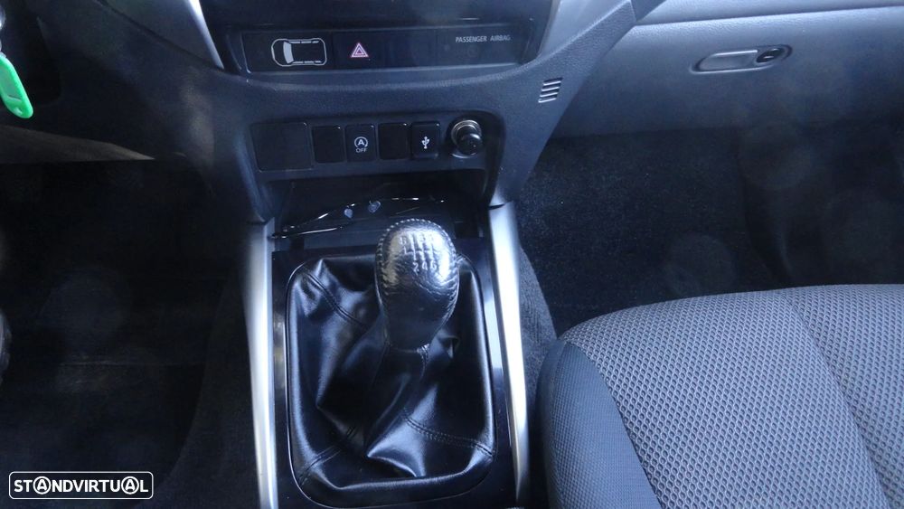 Mitsubishi L200 2.4 DI-D CD Invite 4WD - 18