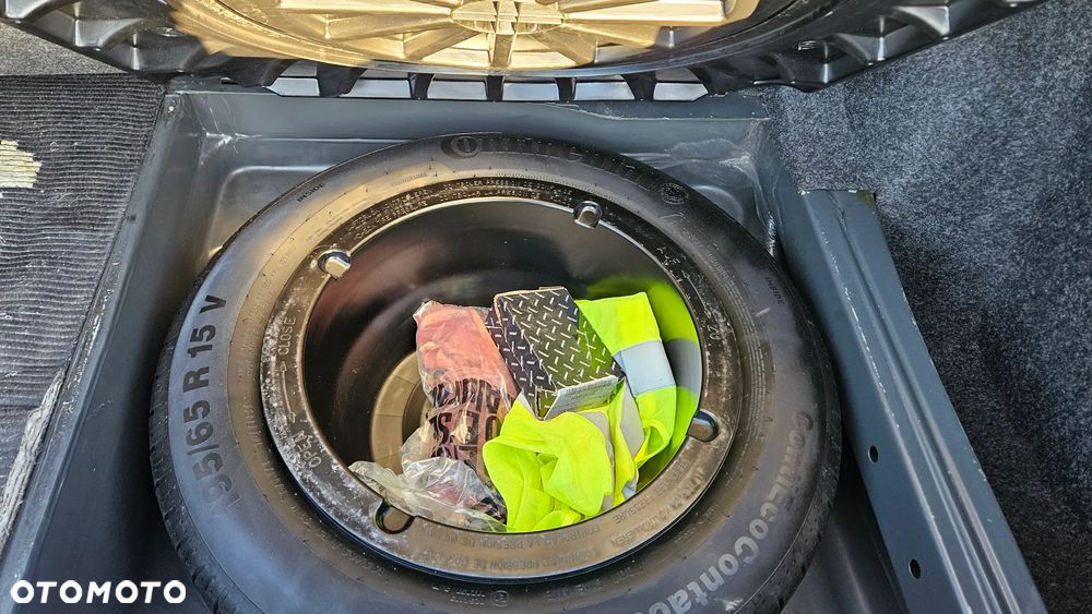 Mercedes-Benz W124 (1984-1993) - 25