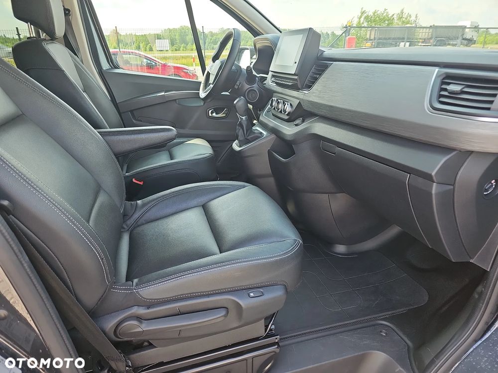 Renault Trafic Grand 2.0 dCi EDC - 20