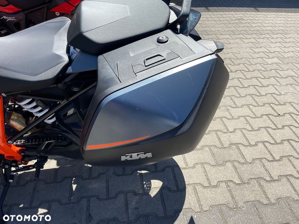 KTM Super Duke - 14