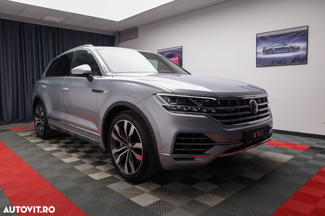 Volkswagen Touareg - 2