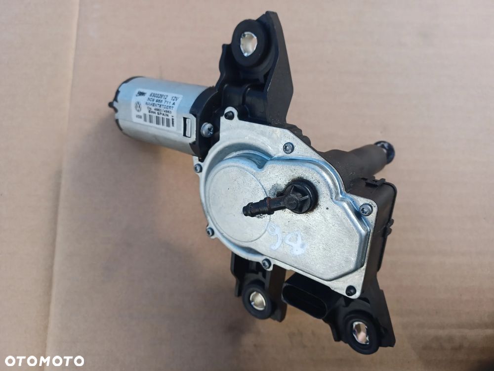 SILNICZEK WYCIERACZKI TYŁ PASSAT B6 53032812 - 3