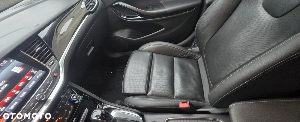 Opel Astra 1.6 D Automatik Start/Stop Edition - 7