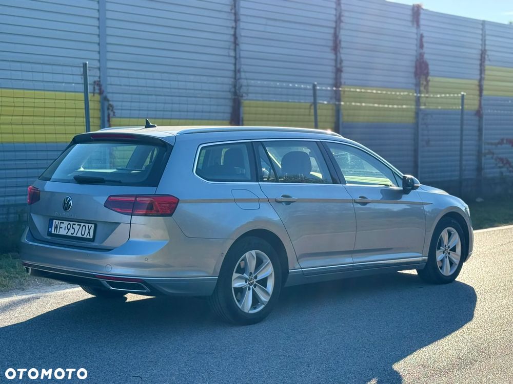 Volkswagen Passat - 5