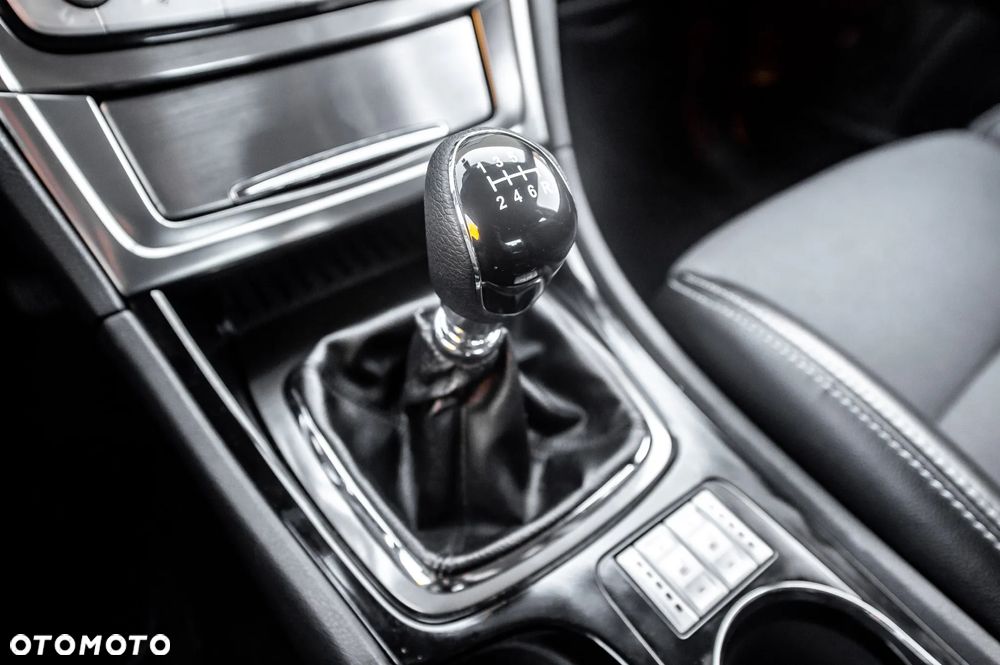 Ford Mondeo 2.5 Titanium X - 33