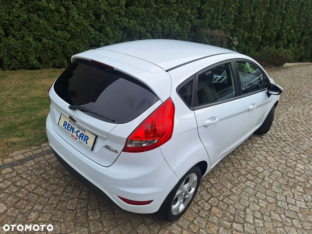 Ford Fiesta - 35