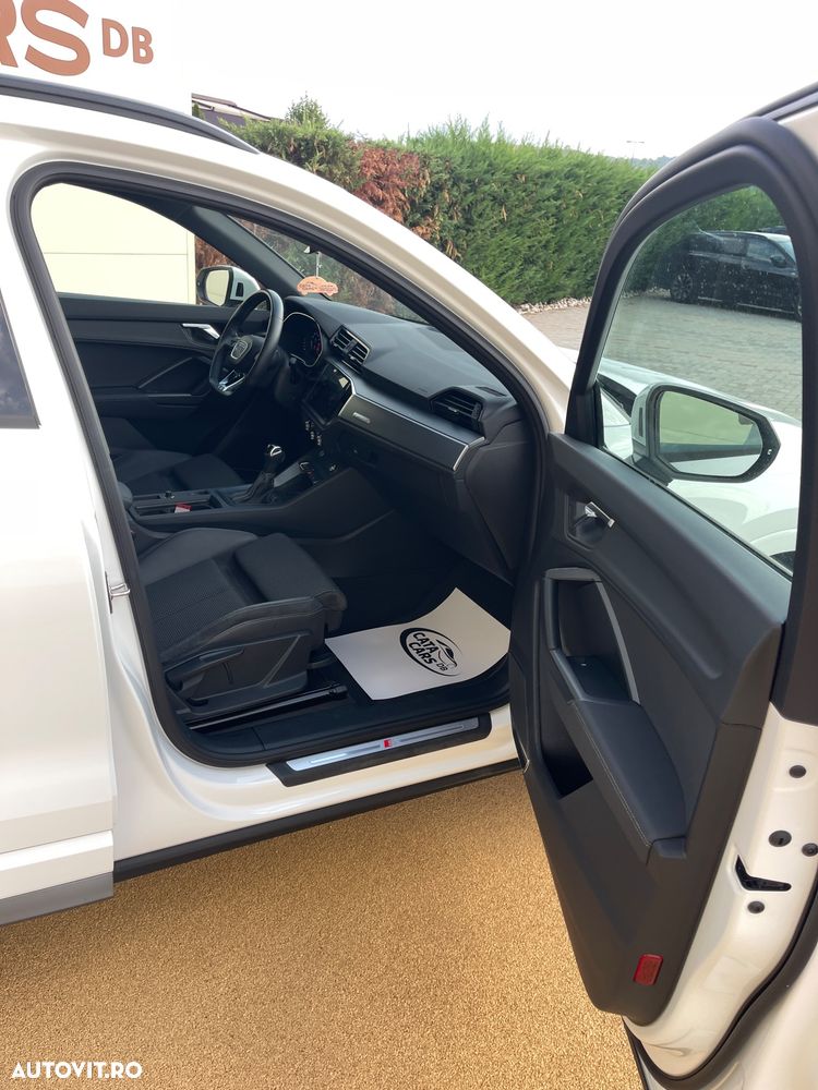 Audi Q3 40 TFSI quattro S tronic S line - 22