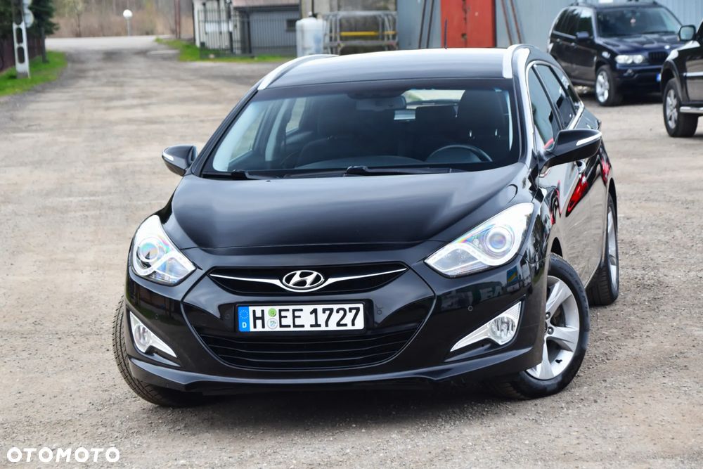 Hyundai i40 i40cw 1.7 CRDi Fifa World Cup Edition - 28