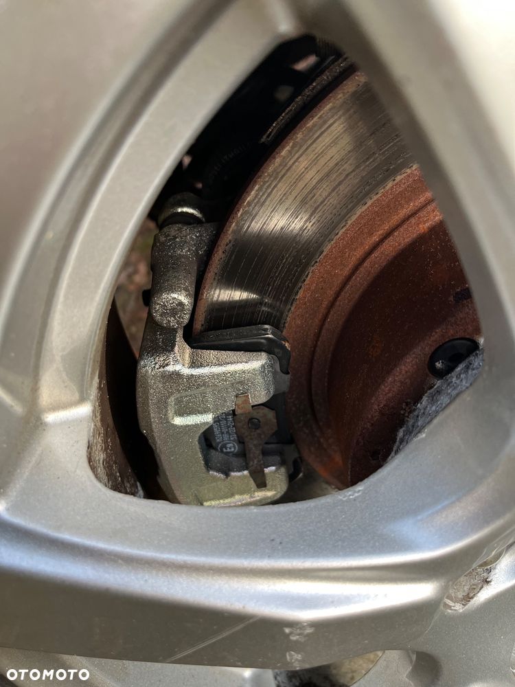 Mitsubishi ASX 1.8 DI-D 2WD Intense - 19