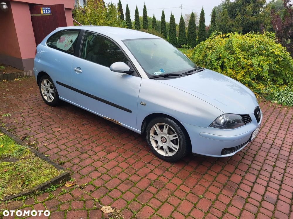 Seat Ibiza 1.4 16V 100 Sport - 2