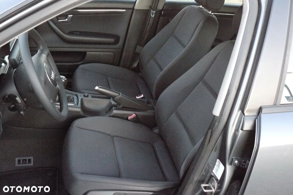 Audi A4 Avant - 24