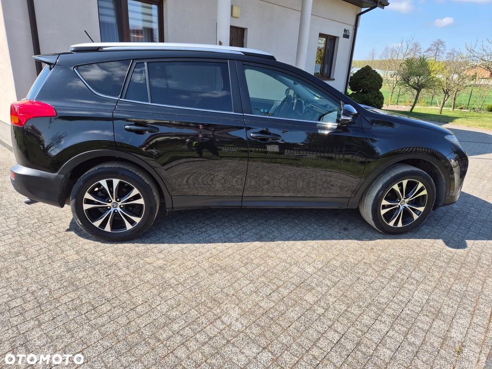 Toyota RAV4 2.0 D-4D Premium - 6