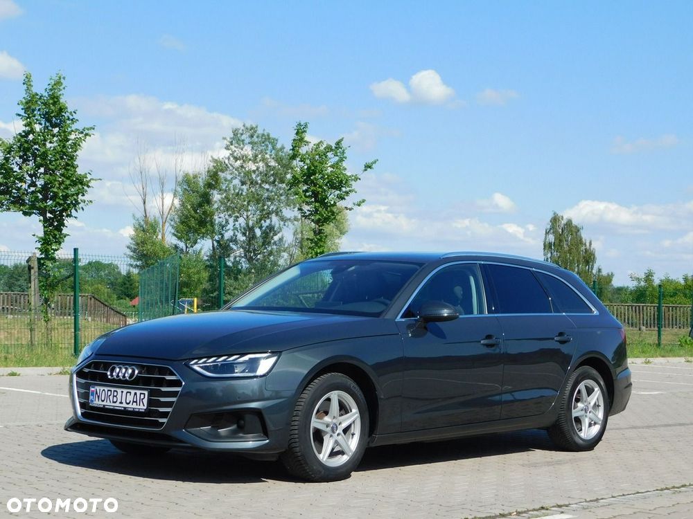 Audi A4 Avant - 29