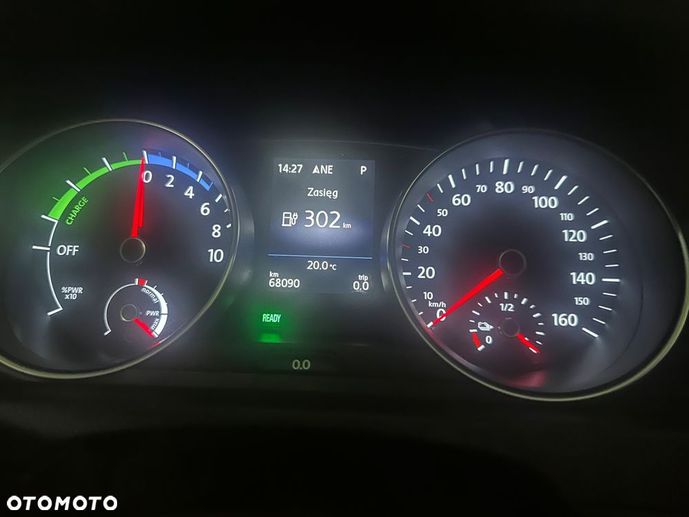 Volkswagen Golf e-Golf - 15