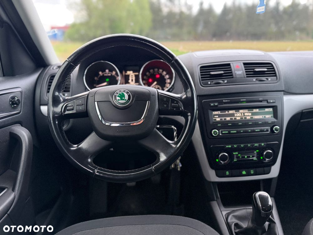 Skoda Yeti 1.8 TSI 4x4 Ambition PLUS EDITION - 24