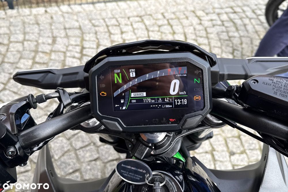 Kawasaki Z 650 - 16