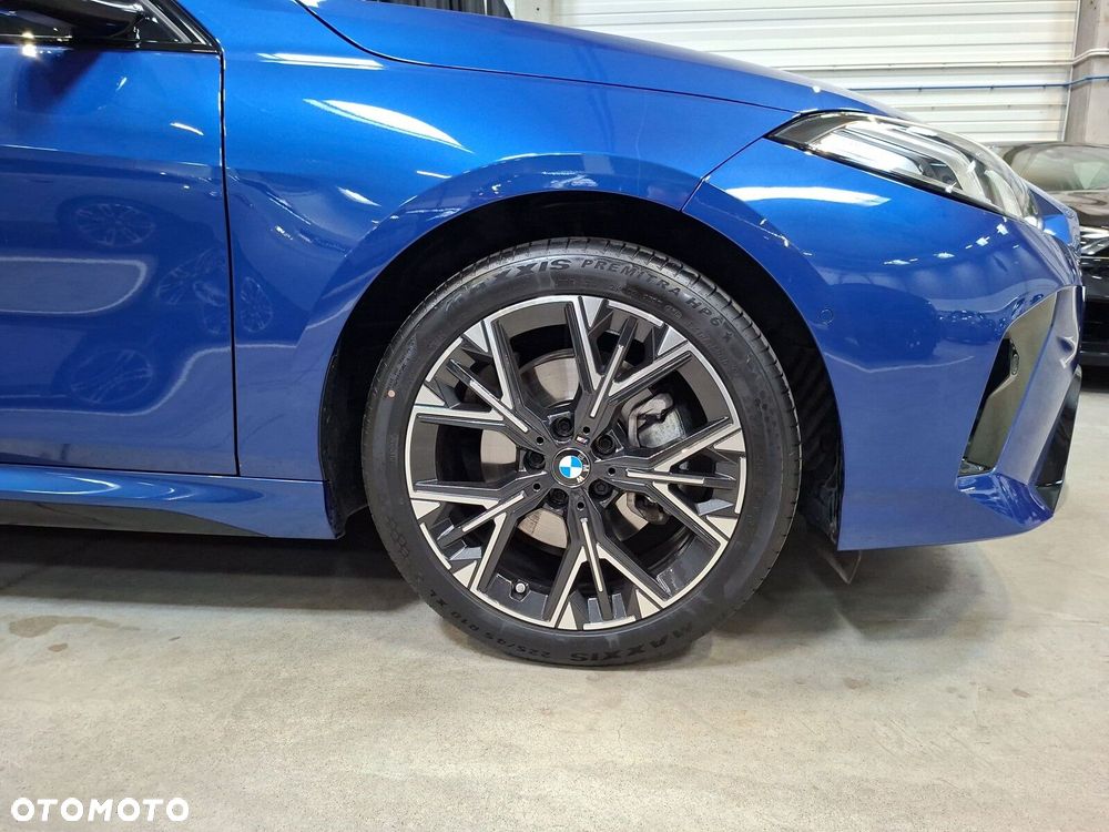 BMW Seria 1 120 mHEV - 10