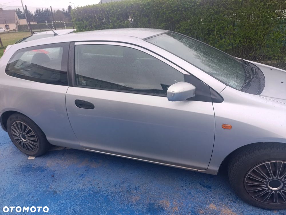 Honda Civic 1.4i S - 3