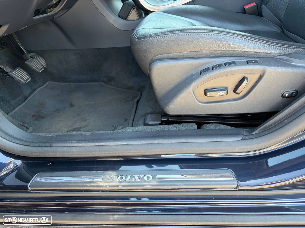 Volvo V60 2.0 D4 Summum - 16