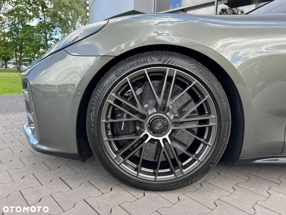 Porsche Panamera Turbo S E-Hybrid PHEV - 16