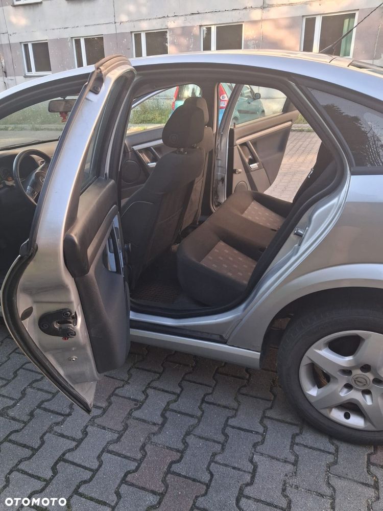 Opel Vectra - 8