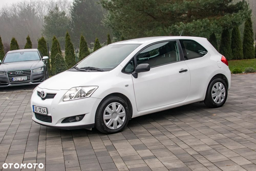 Toyota Auris - 8