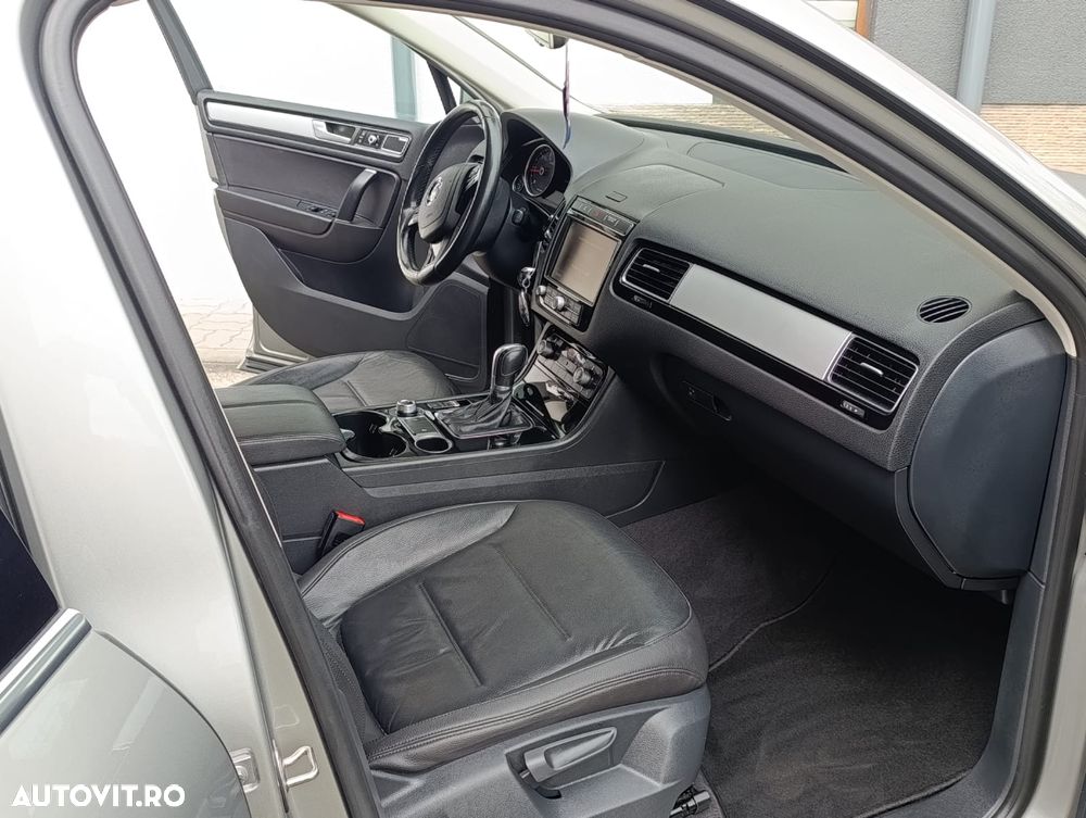 Volkswagen Touareg - 7