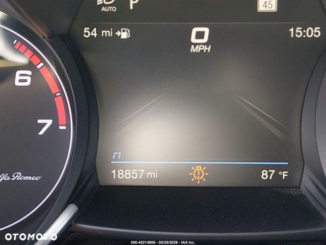Alfa Romeo Giulia 2.0 Turbo 16V AT8 Veloce Ti - 14