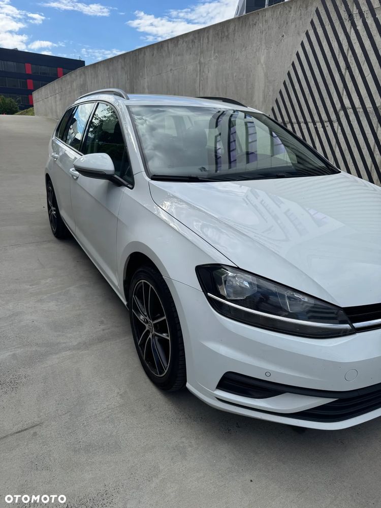 Volkswagen Golf - 17