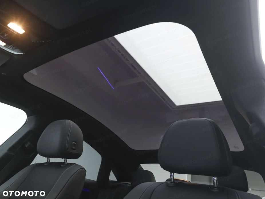 Mercedes-Benz CLA - 10