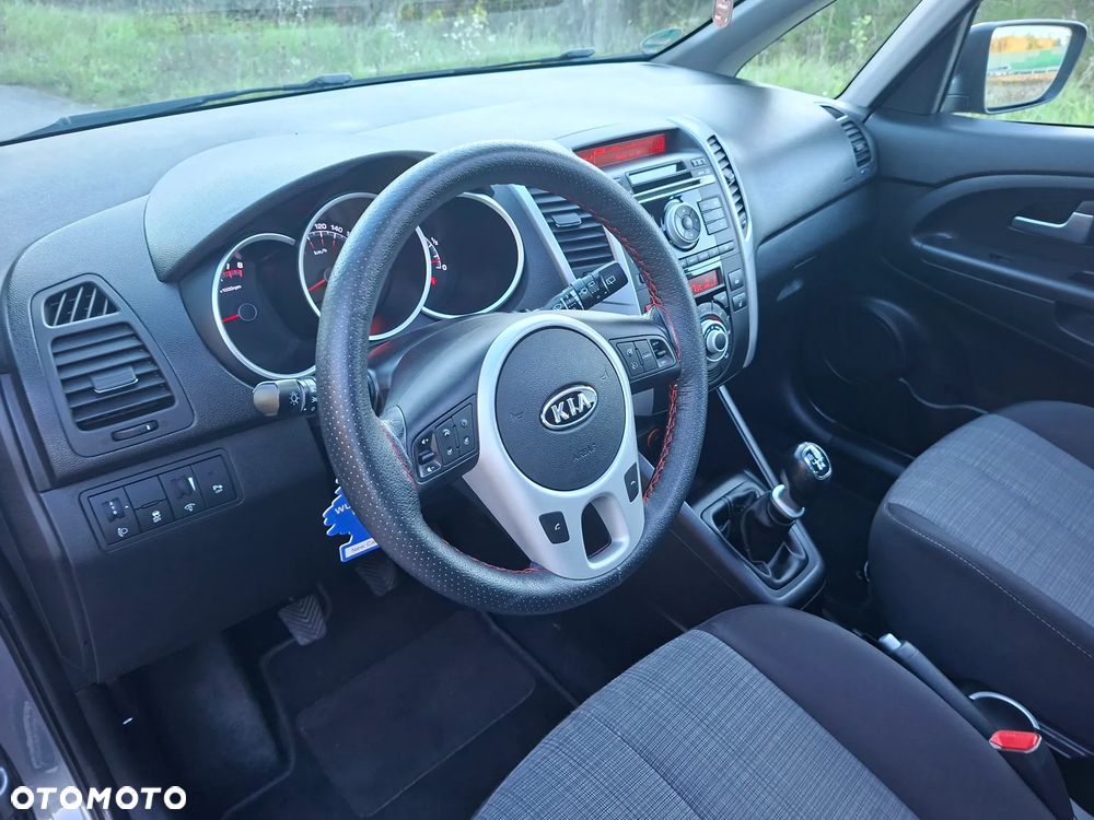 Kia Venga 1.4 CVVT Titanium Collection - 29