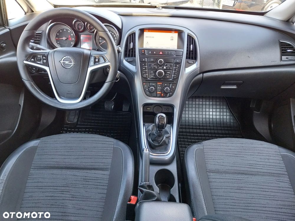 Opel Astra 1.4 T Executive EU6 - 15