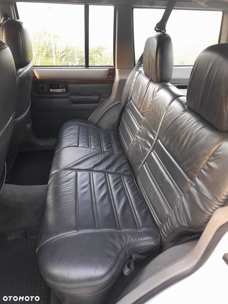 Jeep Cherokee - 4