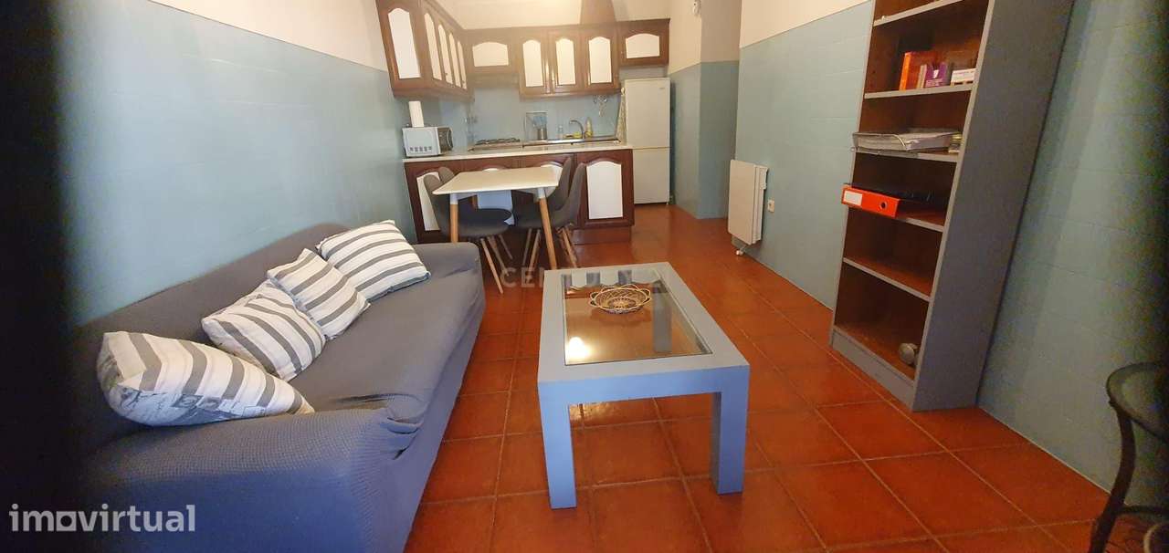Apartamento T2 Mobilado com Garagem - Grande imagem: 5/14