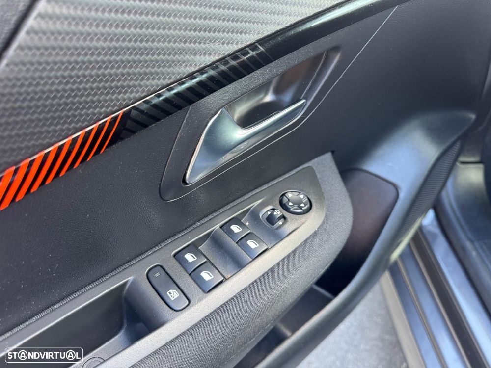 Peugeot 208 1.2 PureTech Active Pack - 10