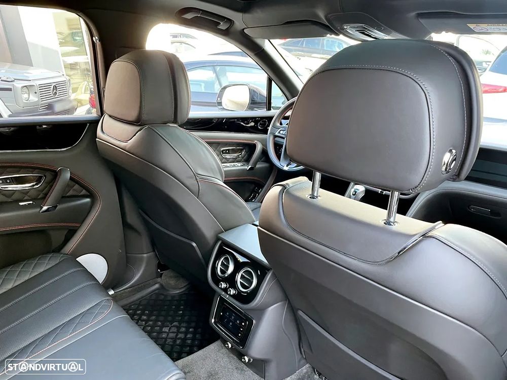 Bentley Bentayga V8 - 37