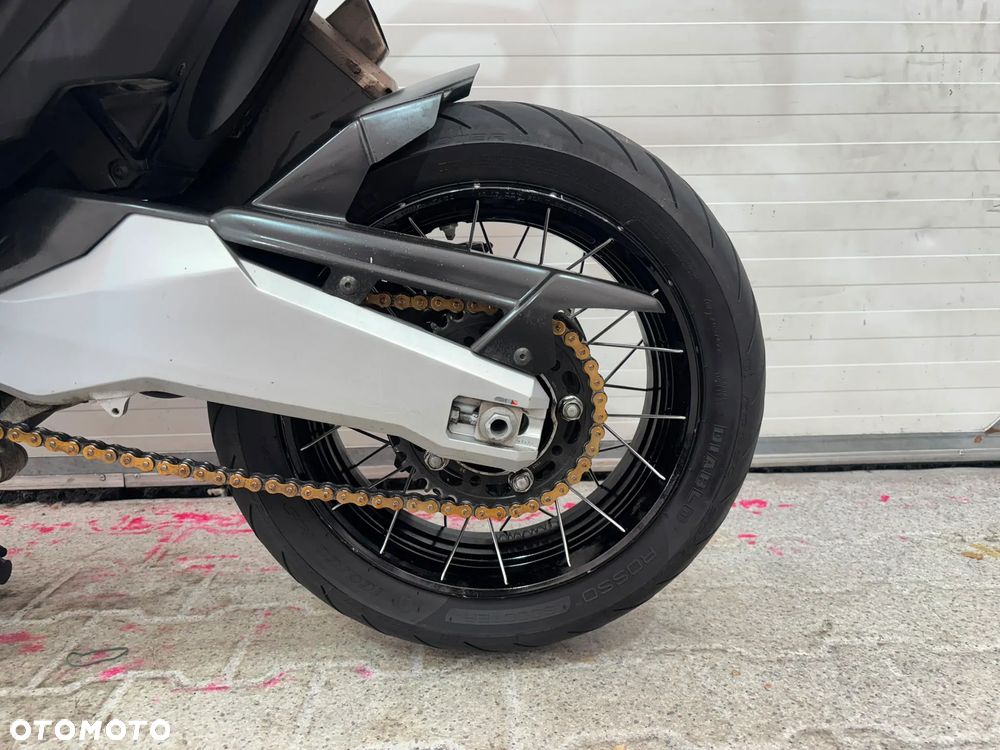Honda X-ADV - 22
