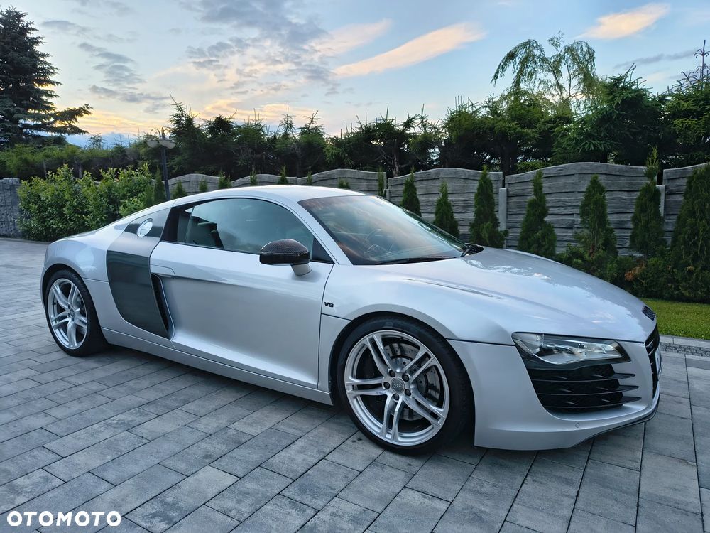 Audi R8 Coupé - 11