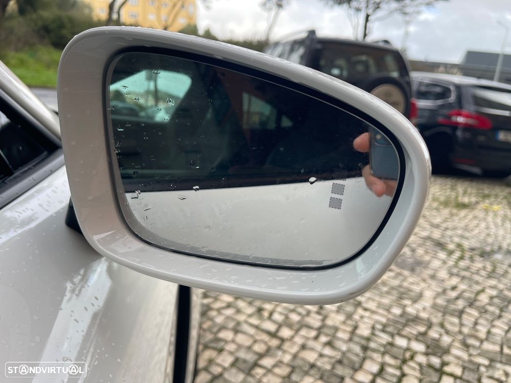 Porsche Taycan Standard - 18