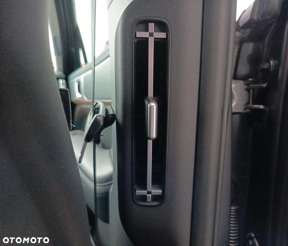 Hyundai Santa Fe 1.6 T-GDI HEV Platinum 4WD - 23