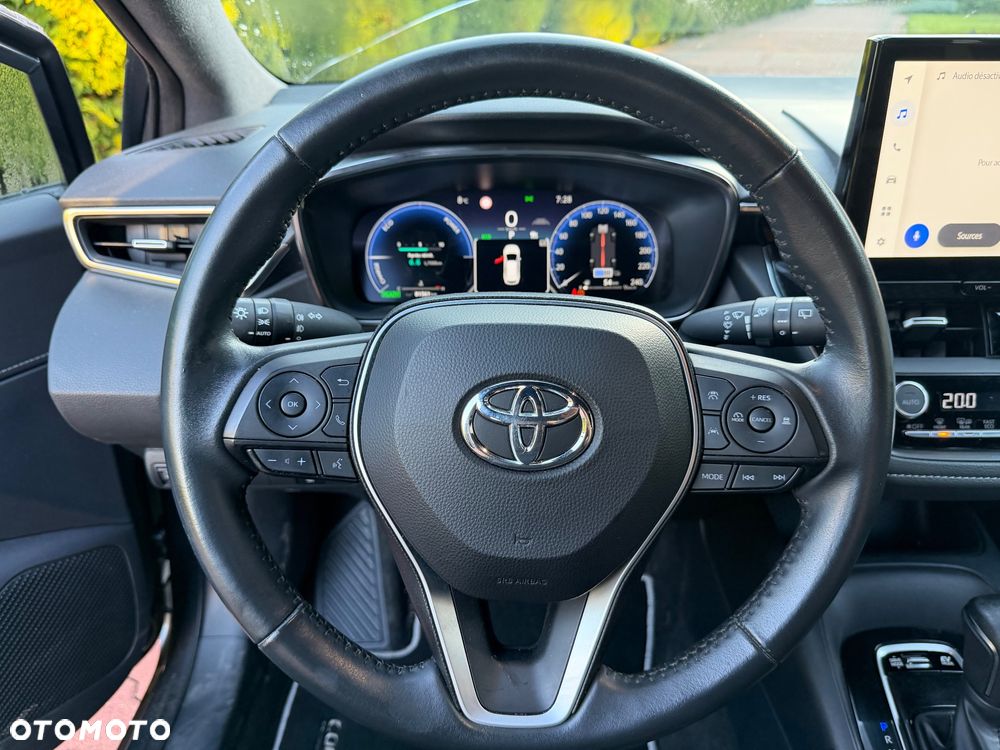 Toyota Corolla - 16