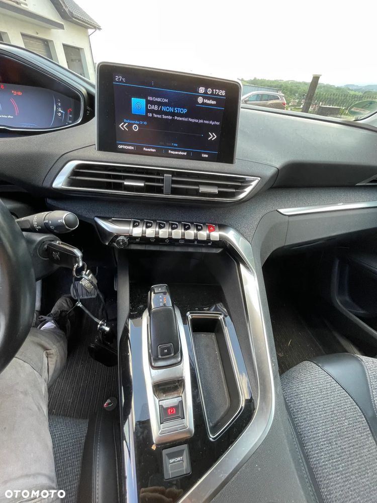 Peugeot 5008 BlueHDi 120 EAT6 Allure - 16